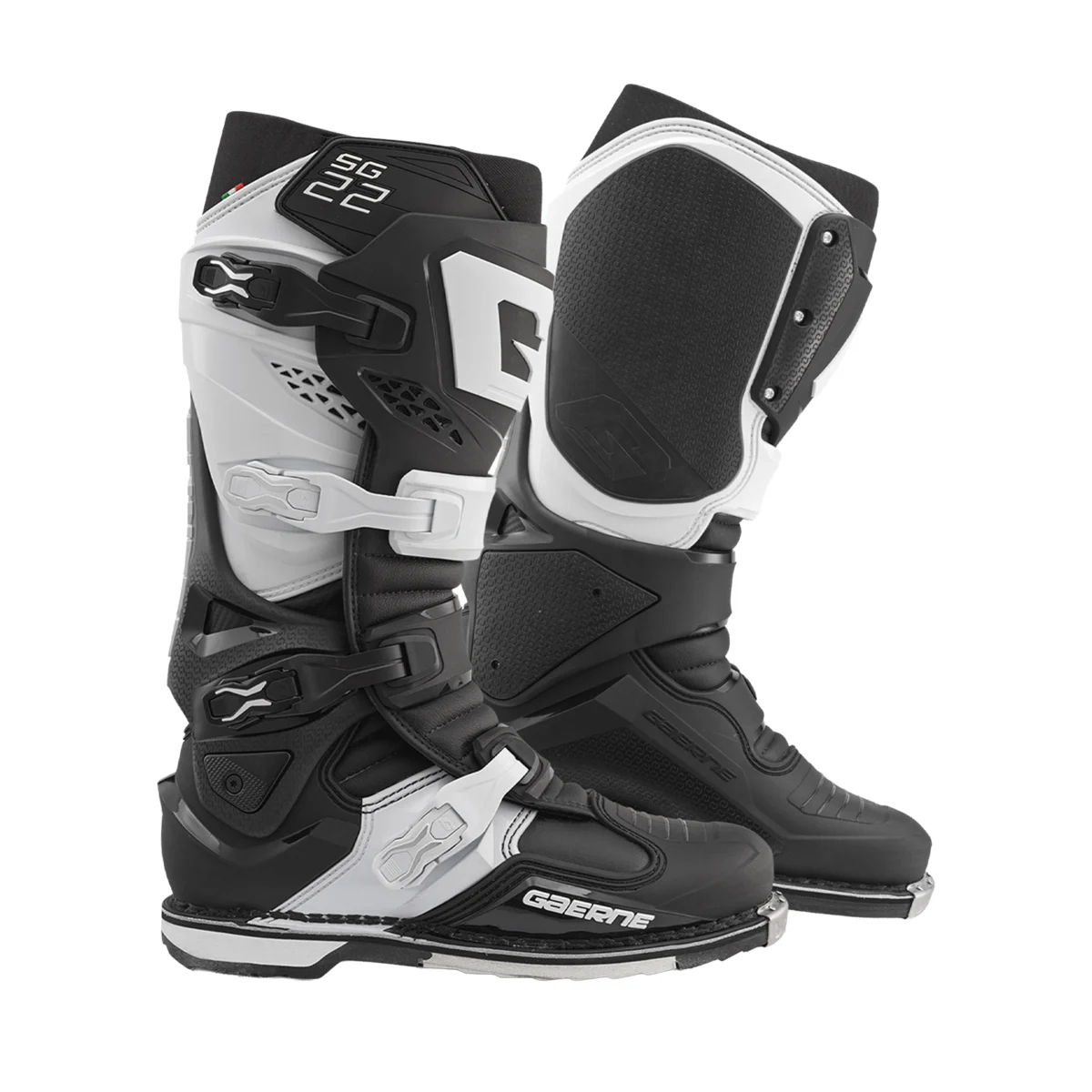 SG22 BLACK WHITE
